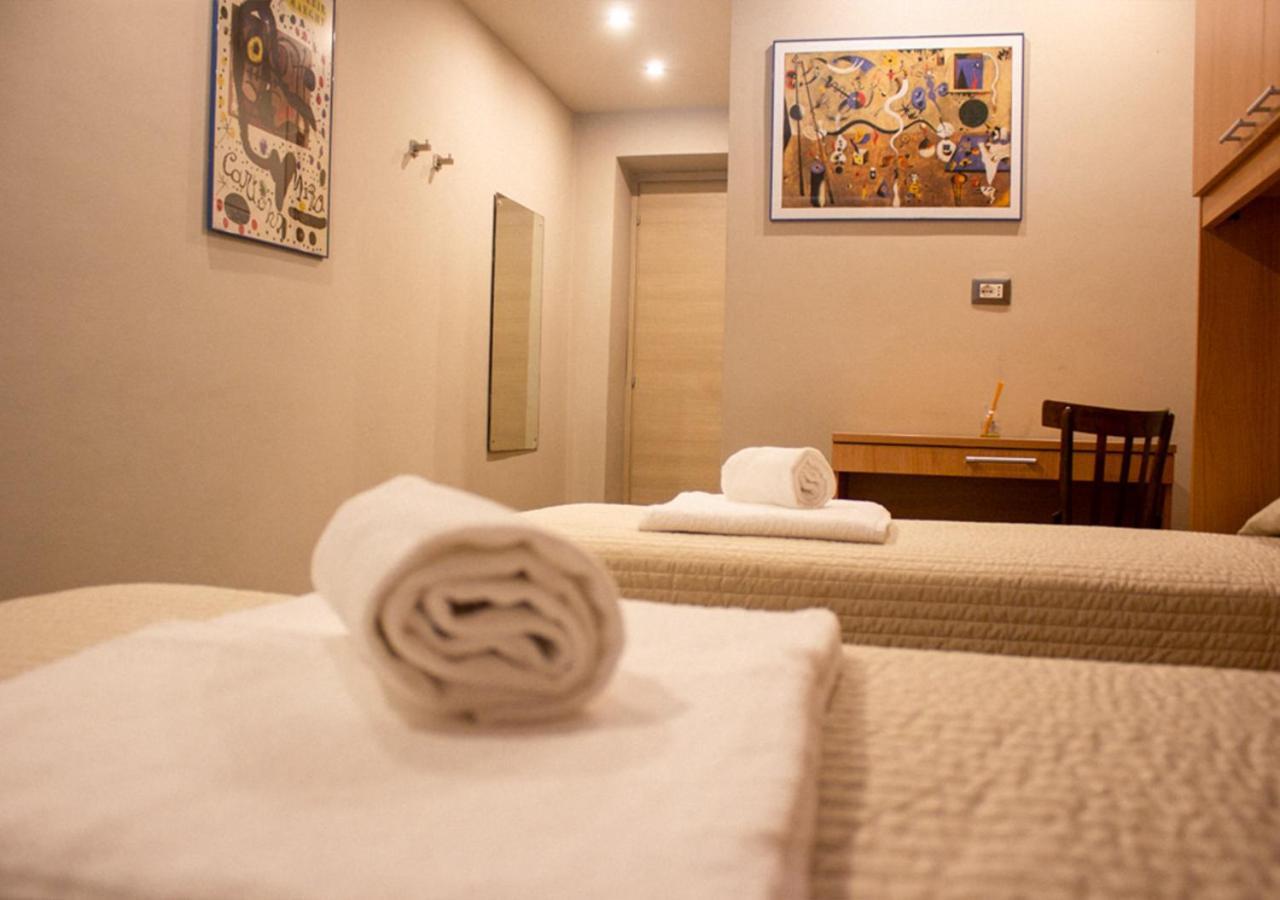 Trattoria Due Citroni Hotel Casalgrasso Ngoại thất bức ảnh