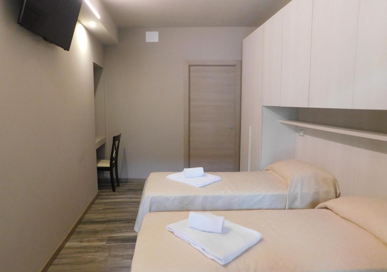 Trattoria Due Citroni Hotel Casalgrasso Ngoại thất bức ảnh